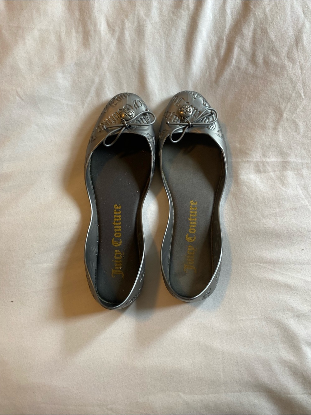 Juicy Couture Silver Metallic Bow Ballet Flats